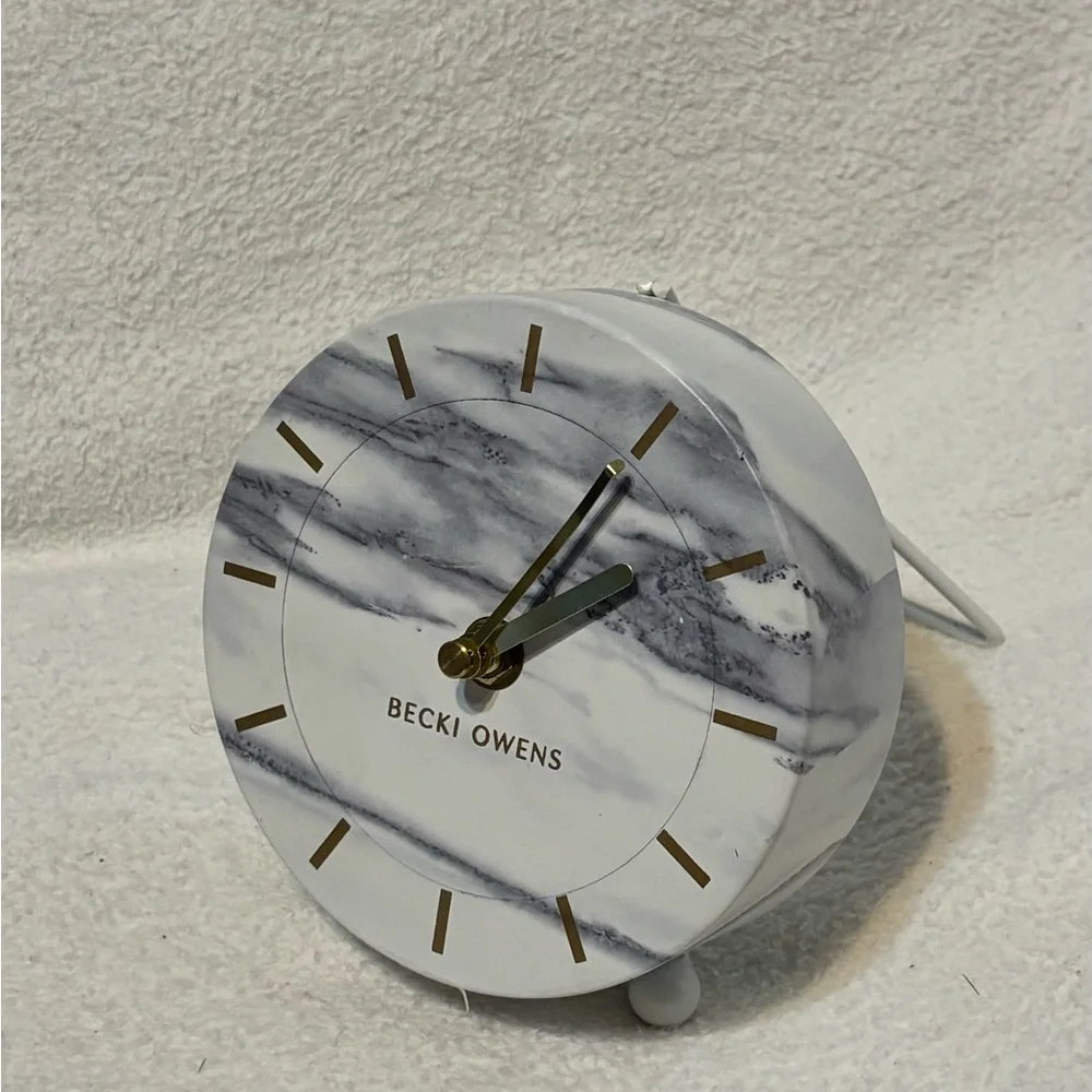 Marble Table Clock in White and Gold